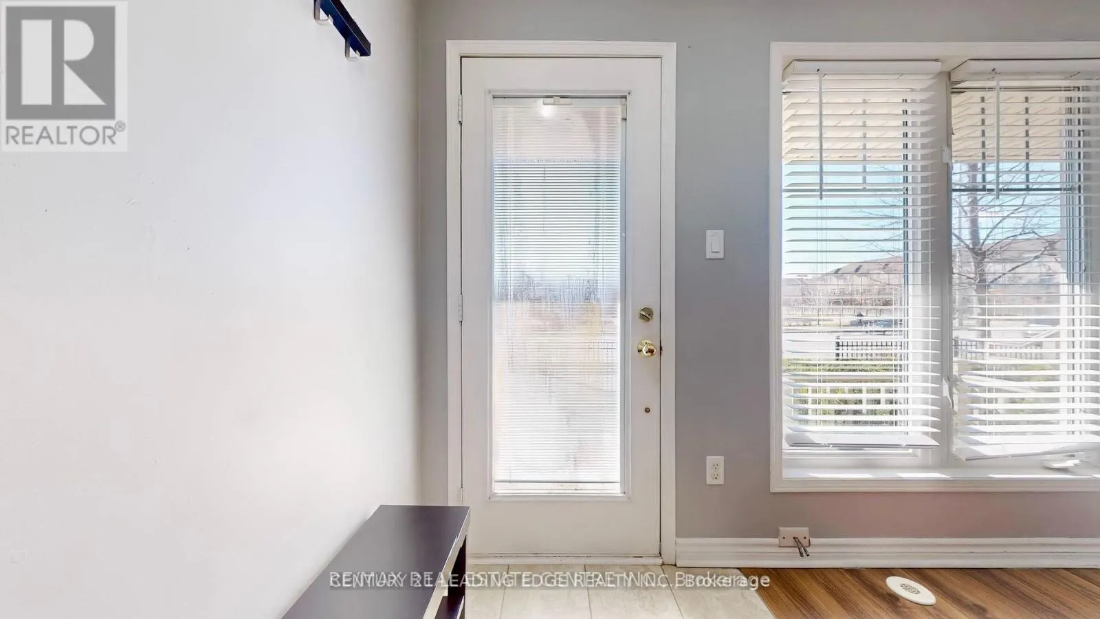 5 - 3335 THOMAS STREET