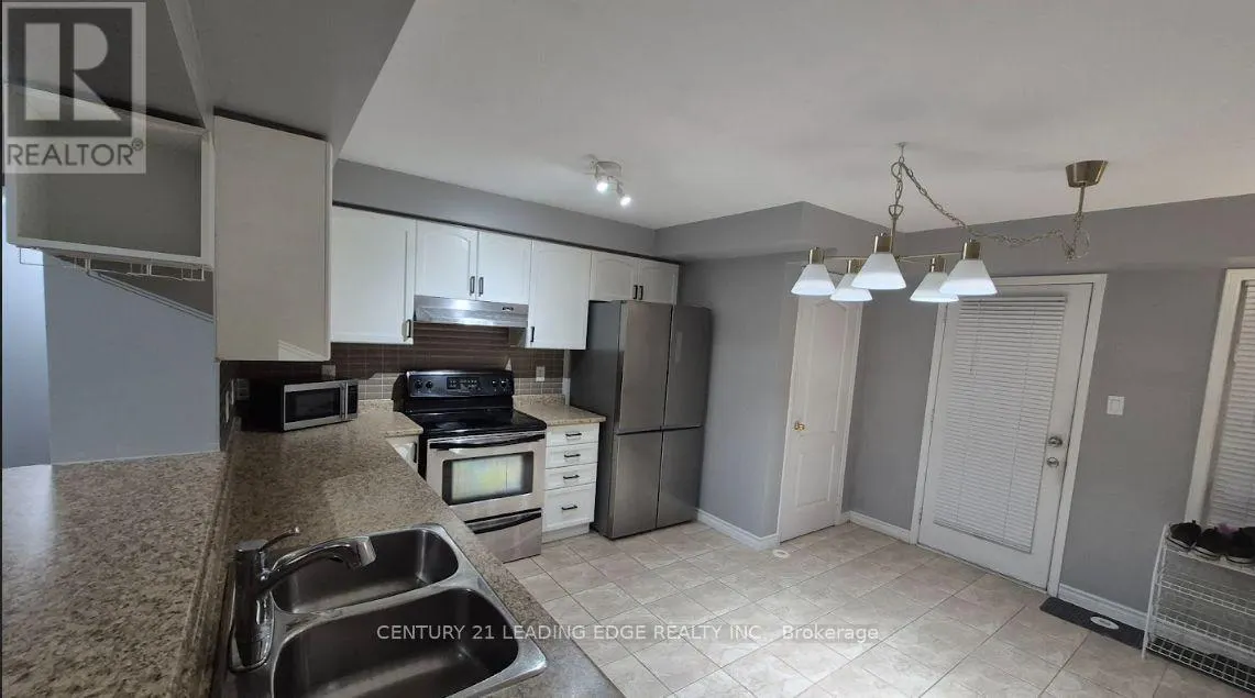 5 - 3335 THOMAS STREET