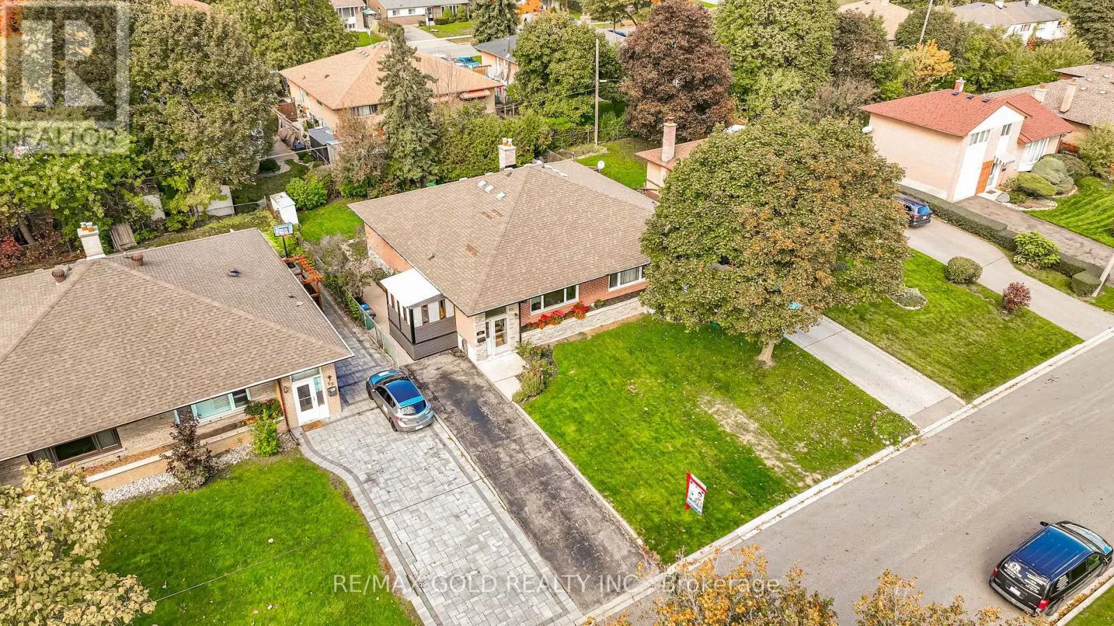 57 ALDERBURY CRESCENT