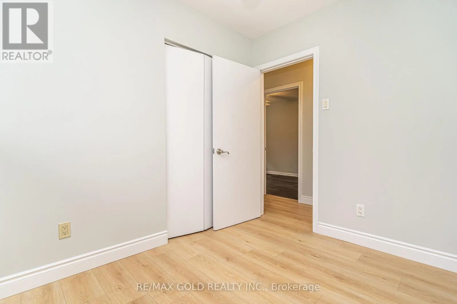 57 ALDERBURY CRESCENT