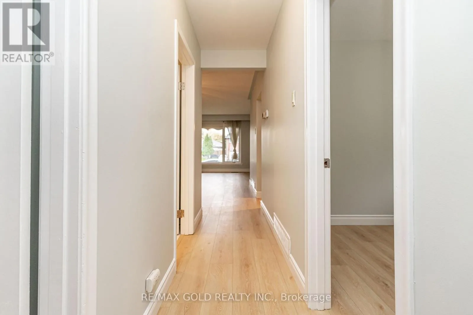 57 ALDERBURY CRESCENT