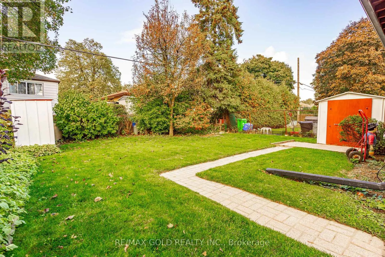 57 ALDERBURY CRESCENT