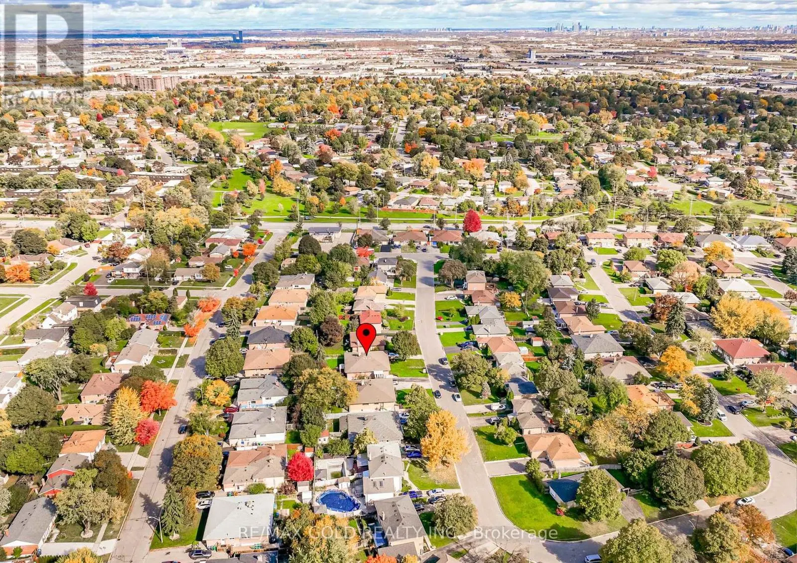 57 ALDERBURY CRESCENT