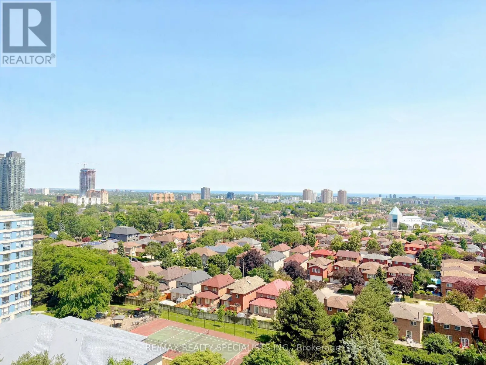 1415 - 3880 DUKE OF YORK BOULEVARD