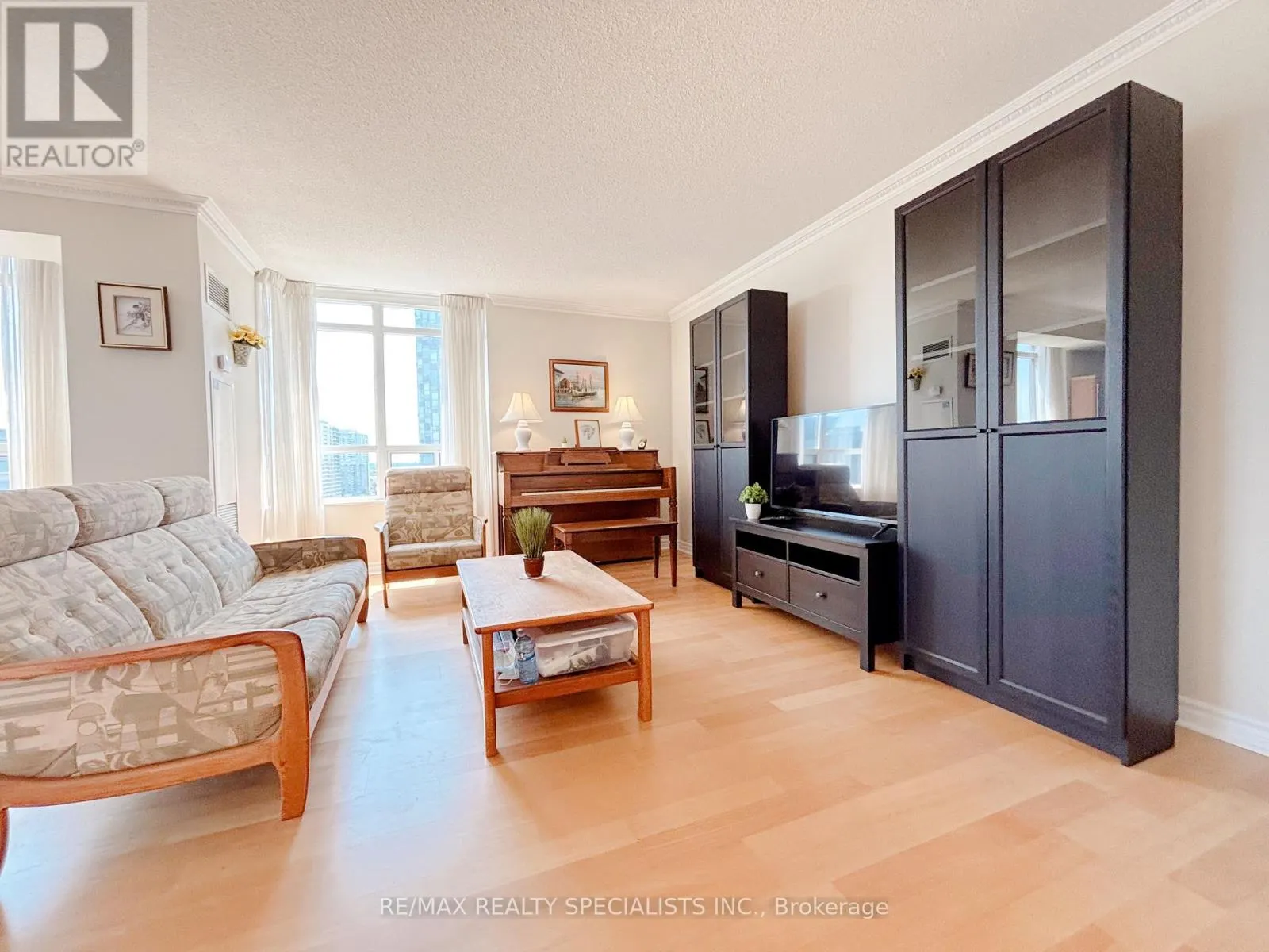 1415 - 3880 DUKE OF YORK BOULEVARD