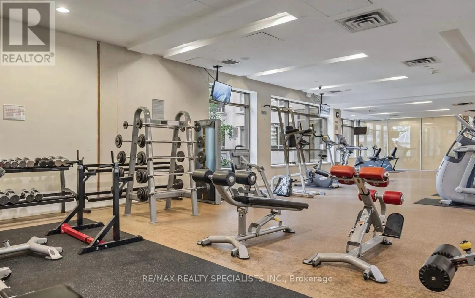 1415 - 3880 DUKE OF YORK BOULEVARD