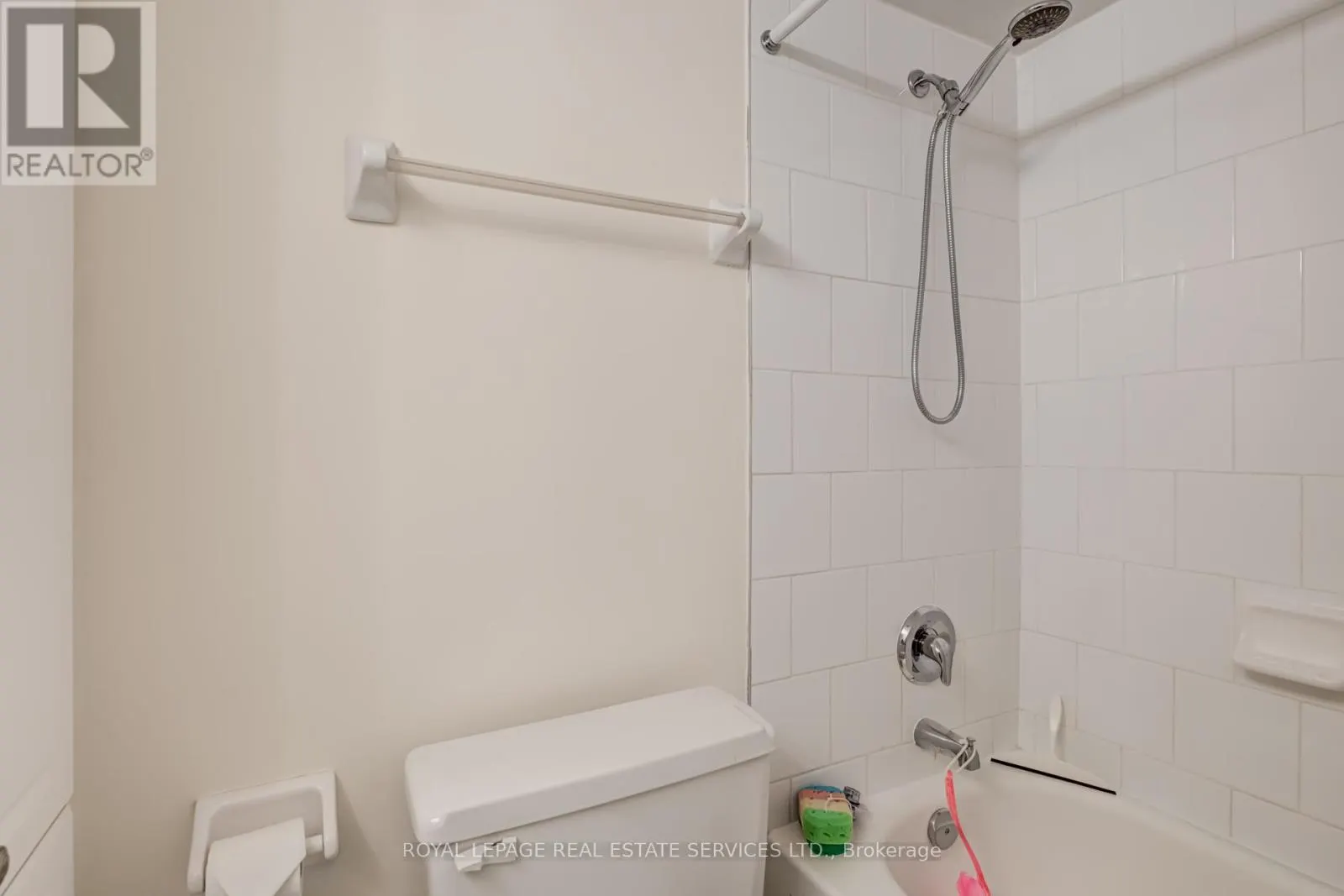 1905 - 2045 LAKE SHORE BOULEVARD W