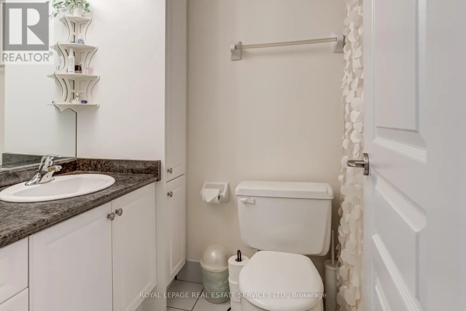 1905 - 2045 LAKE SHORE BOULEVARD W