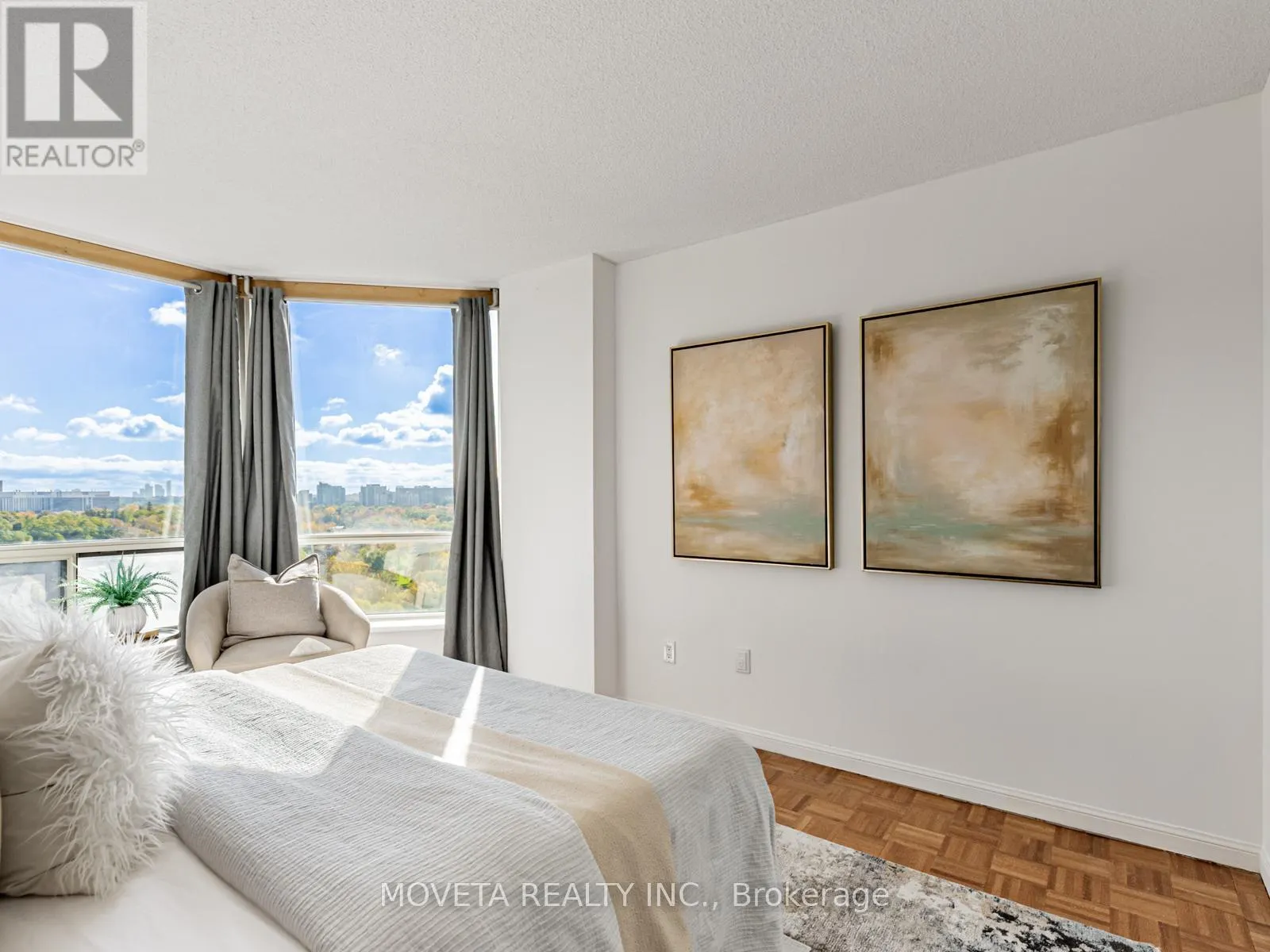 1401 - 3 HICKORY TREE ROAD