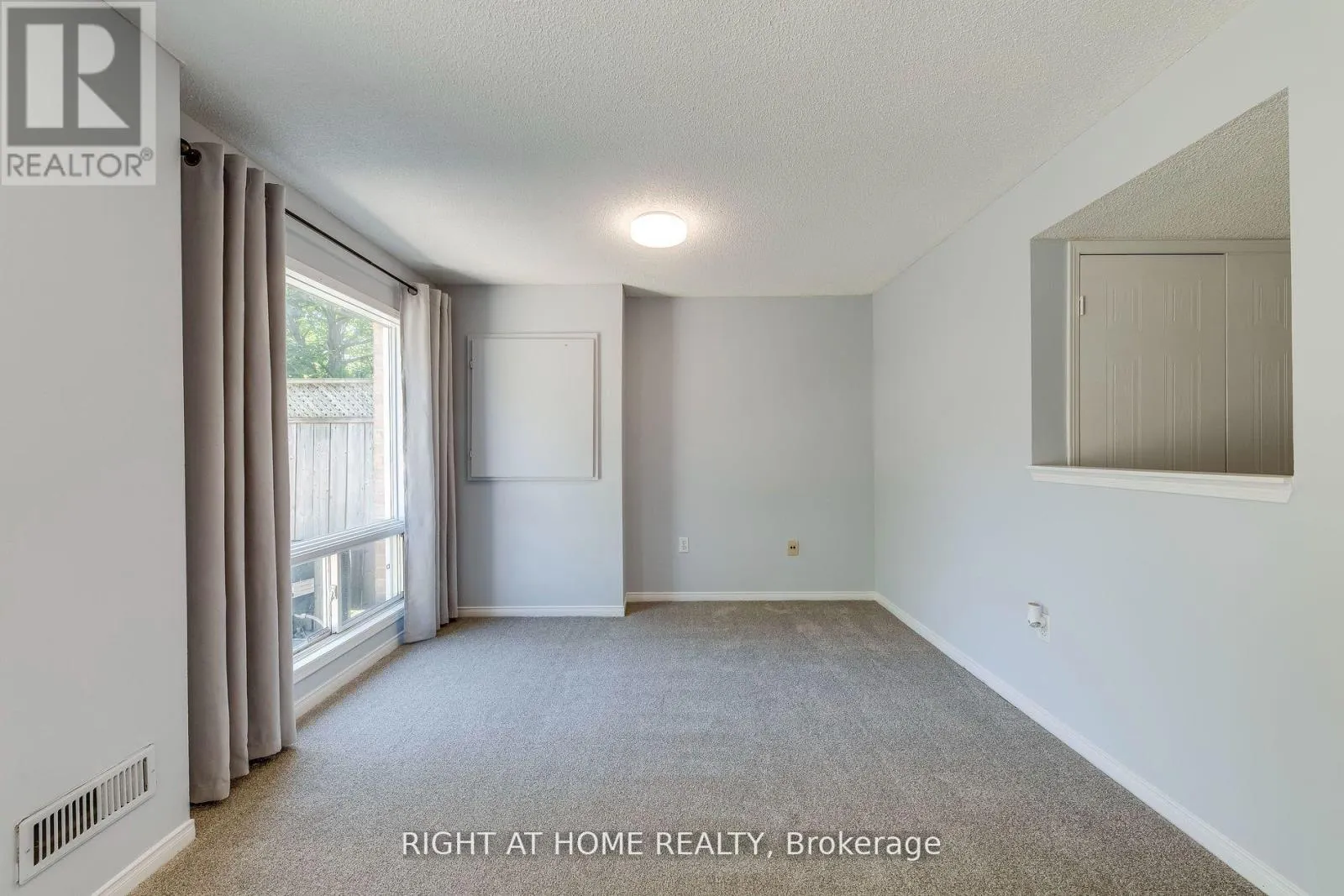 104 - 2945 THOMAS STREET