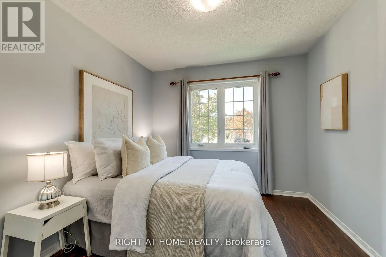 104 - 2945 THOMAS STREET