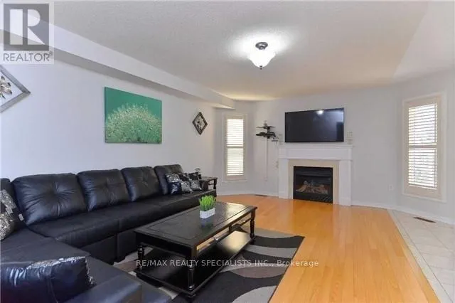 3324 RAINDANCE CRESCENT