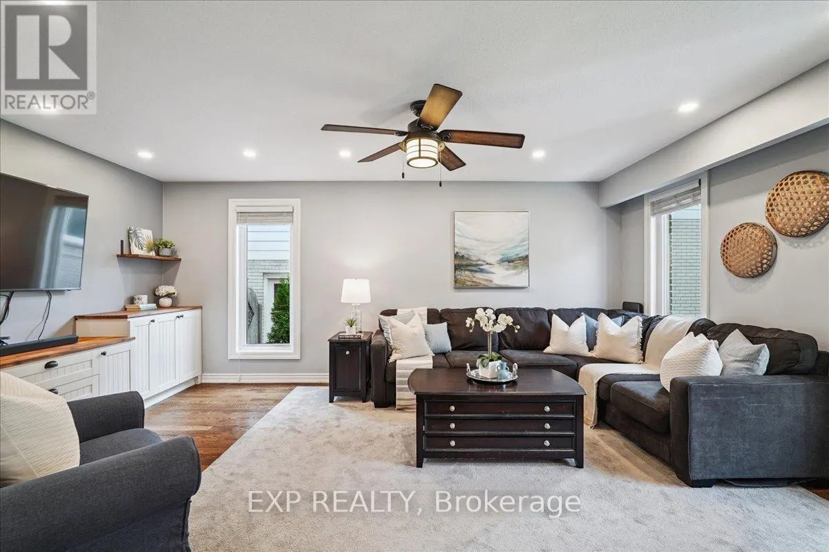 1923 STEEPBANK CRESCENT