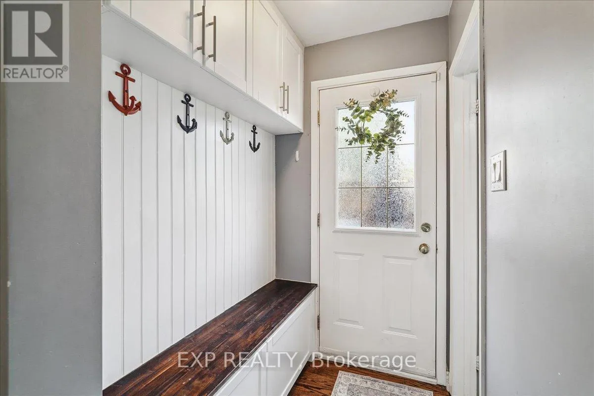 1923 STEEPBANK CRESCENT