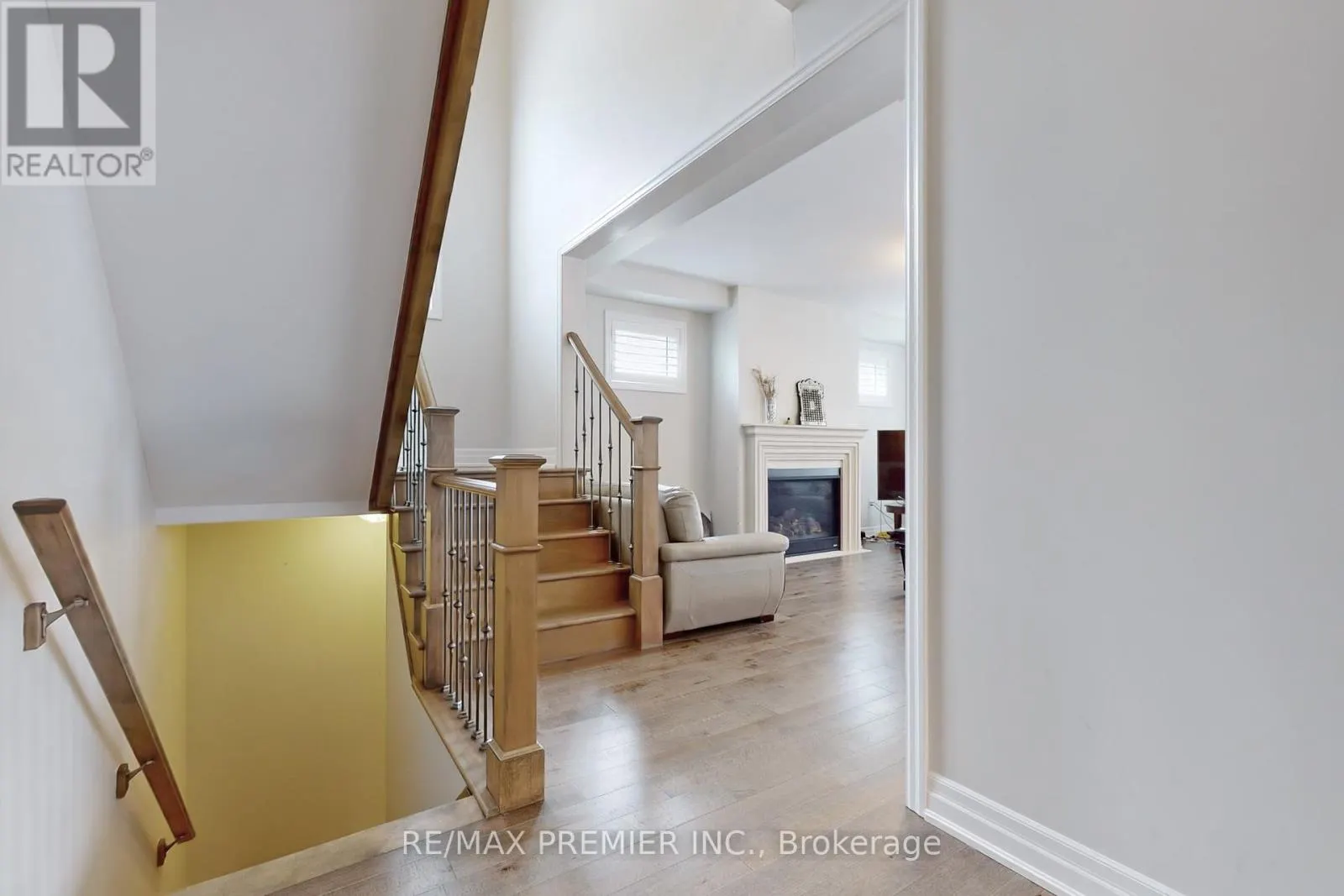 140 MAGNOLIA CRESCENT