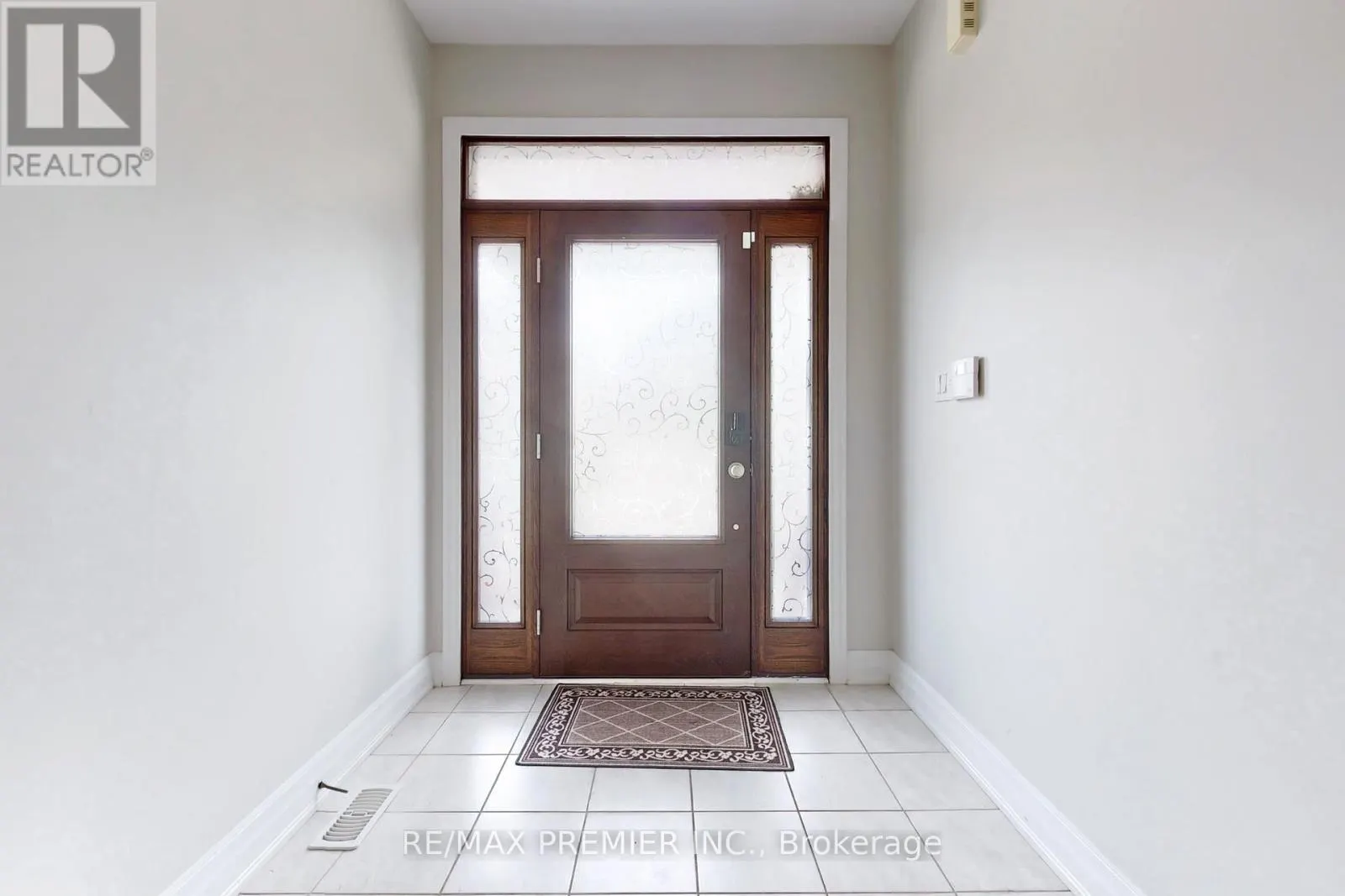 140 MAGNOLIA CRESCENT