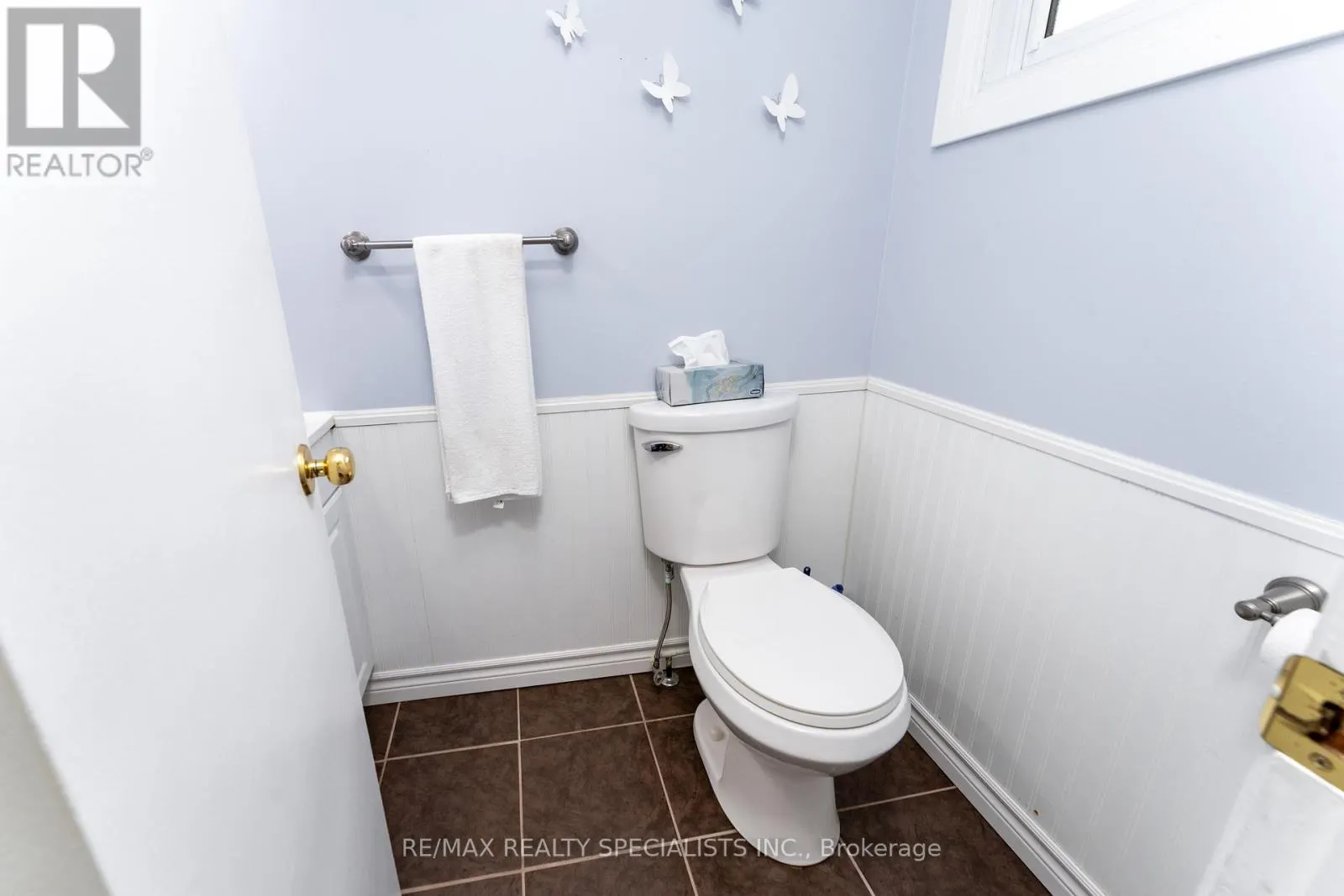 165 - 2050 UPPER MIDDLE ROAD