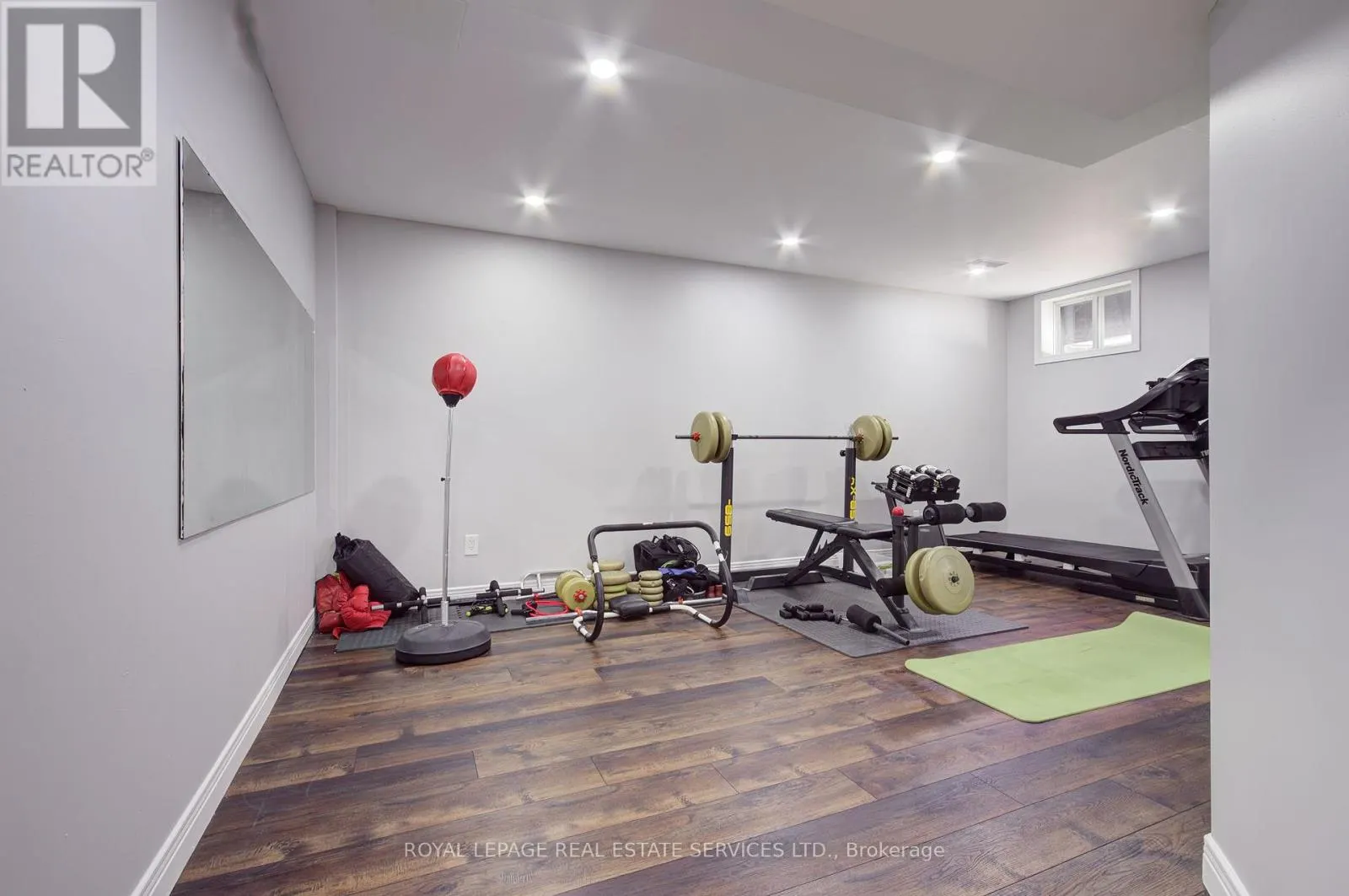 1079 SKYVALLEY CRESCENT