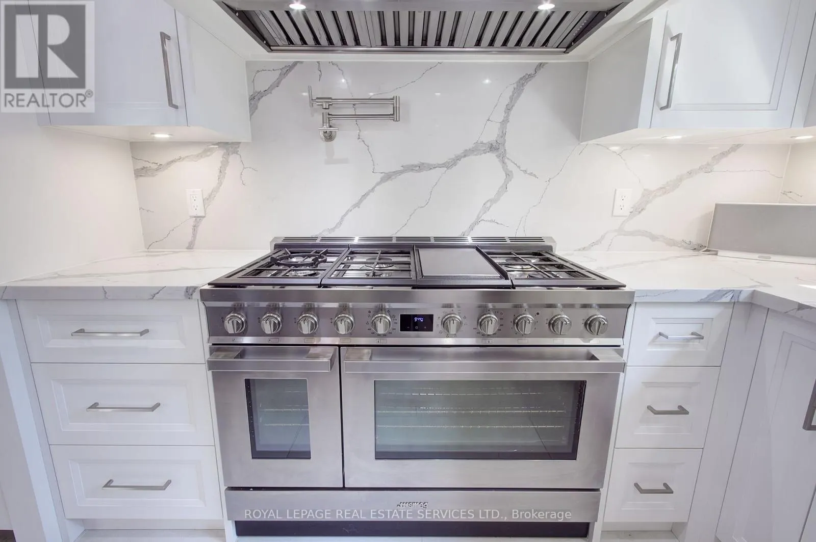 1079 SKYVALLEY CRESCENT