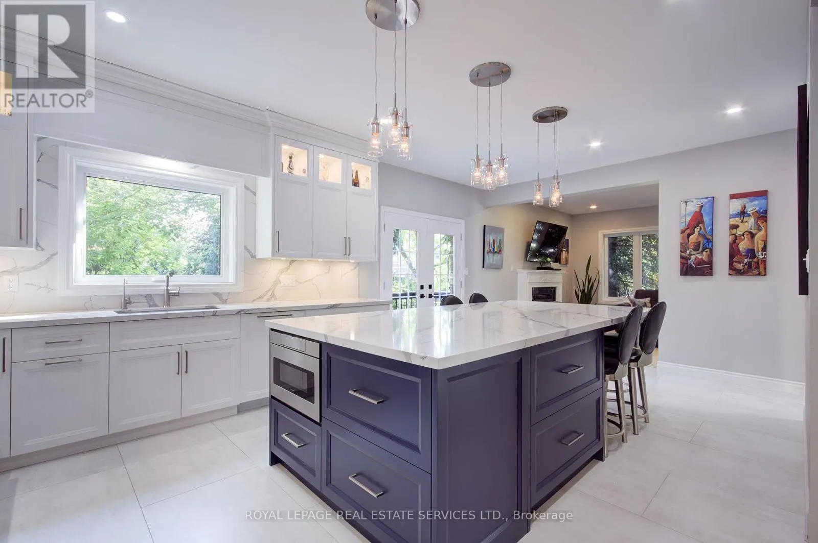 1079 SKYVALLEY CRESCENT