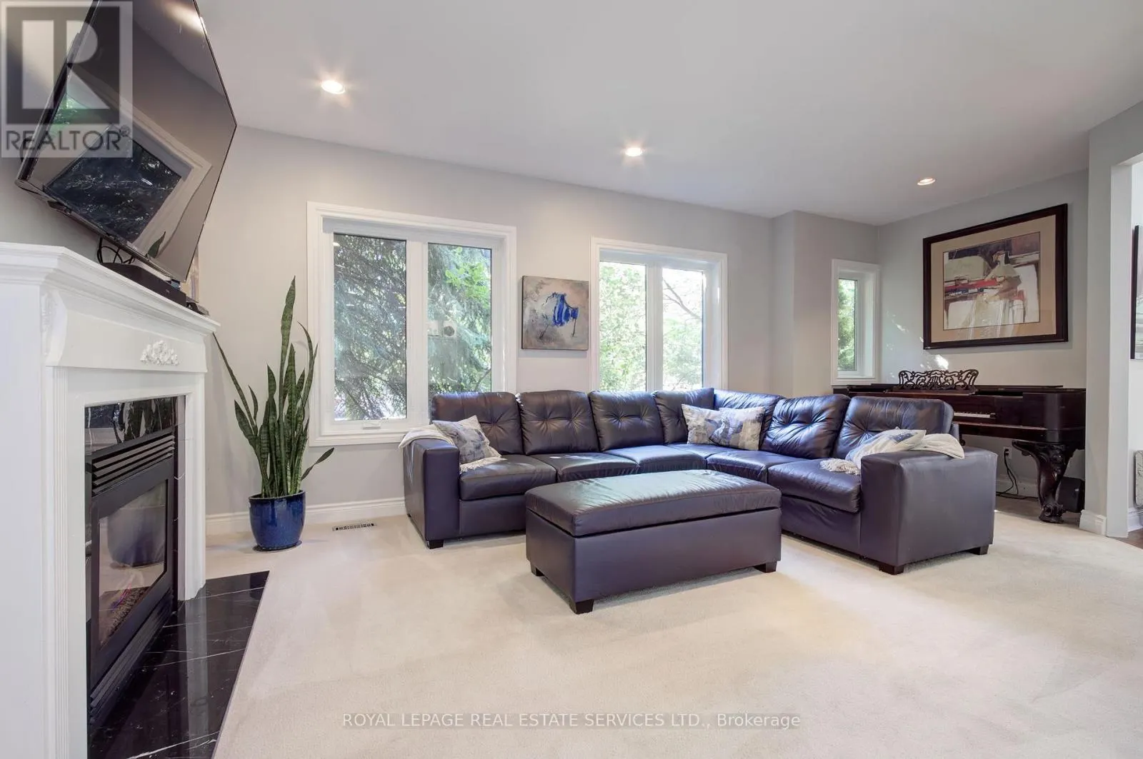 1079 SKYVALLEY CRESCENT