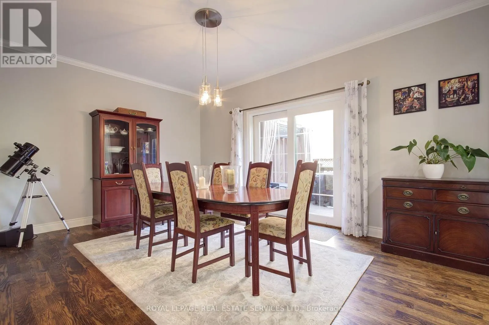 1079 SKYVALLEY CRESCENT