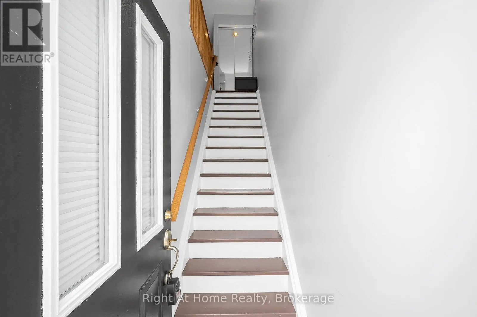 706 - 1701 LAMPMAN AVENUE, #706