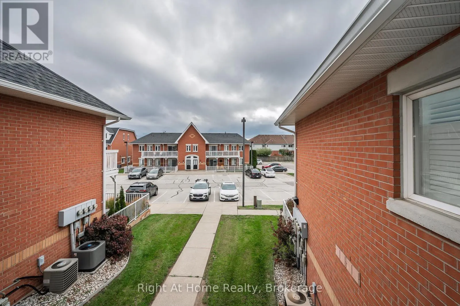 706 - 1701 LAMPMAN AVENUE, #706