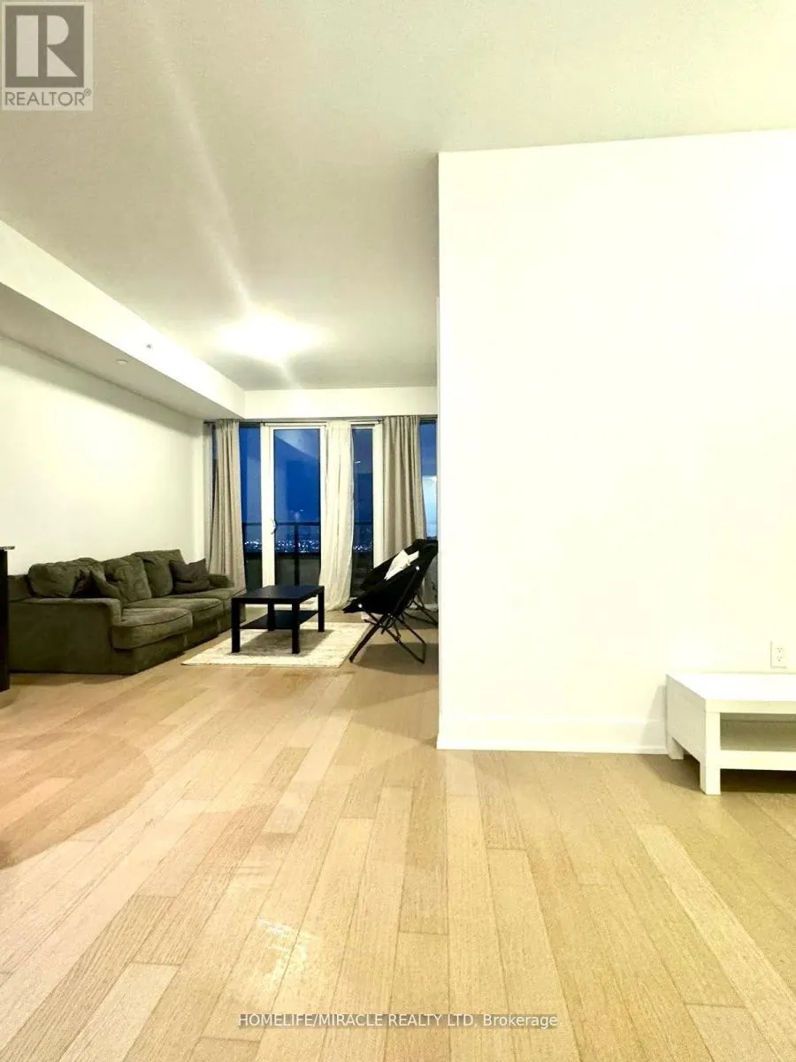 5901 - 30 SHORE BREEZE DR DRIVE