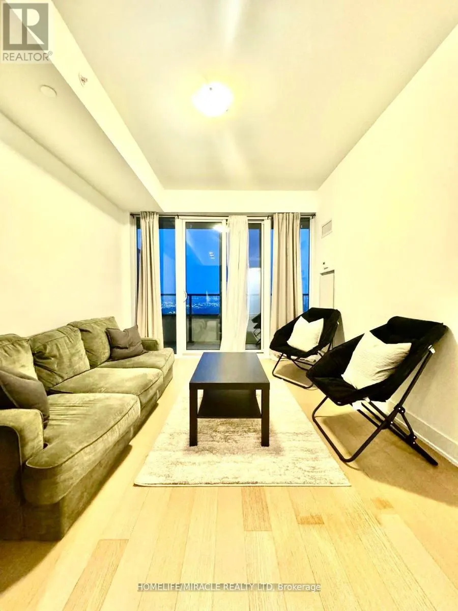 5901 - 30 SHORE BREEZE DR DRIVE