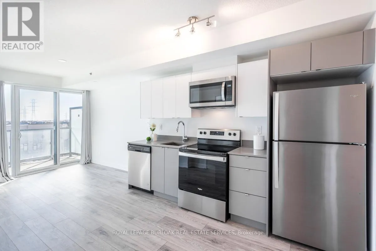 A401 - 3210 DAKOTA COMMON