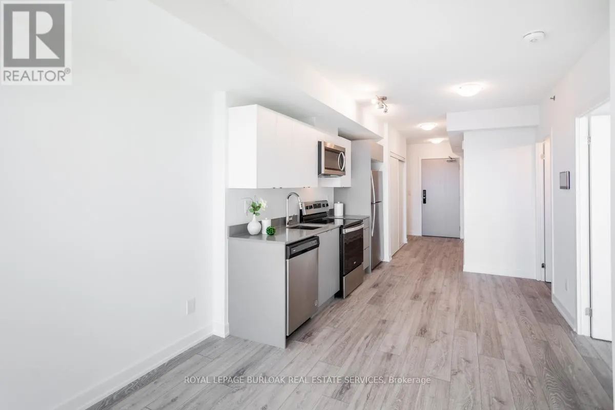 A401 - 3210 DAKOTA COMMON