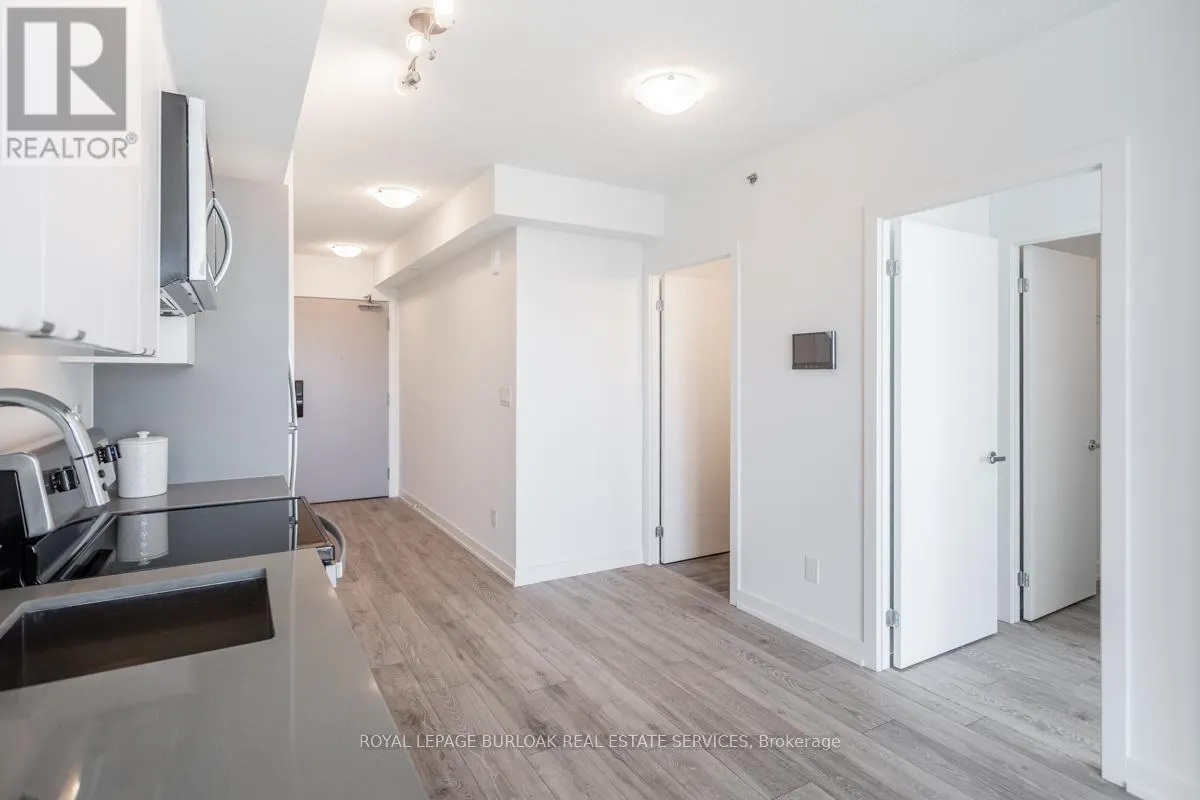 A401 - 3210 DAKOTA COMMON