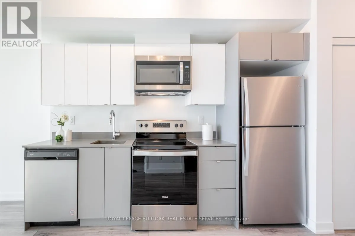 A401 - 3210 DAKOTA COMMON