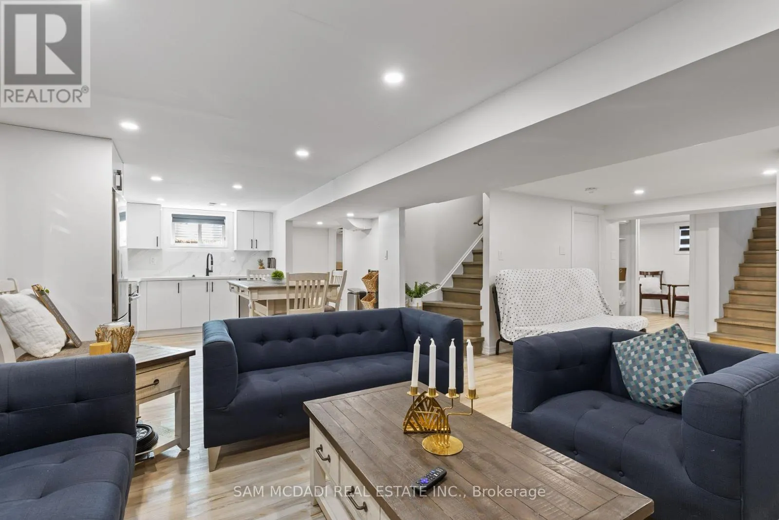 2284 GLASTONBURY ROAD