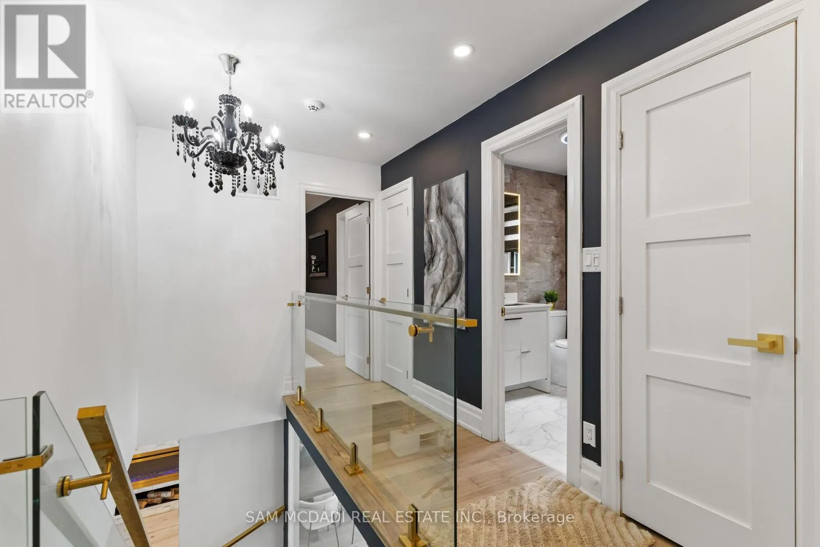 2284 GLASTONBURY ROAD