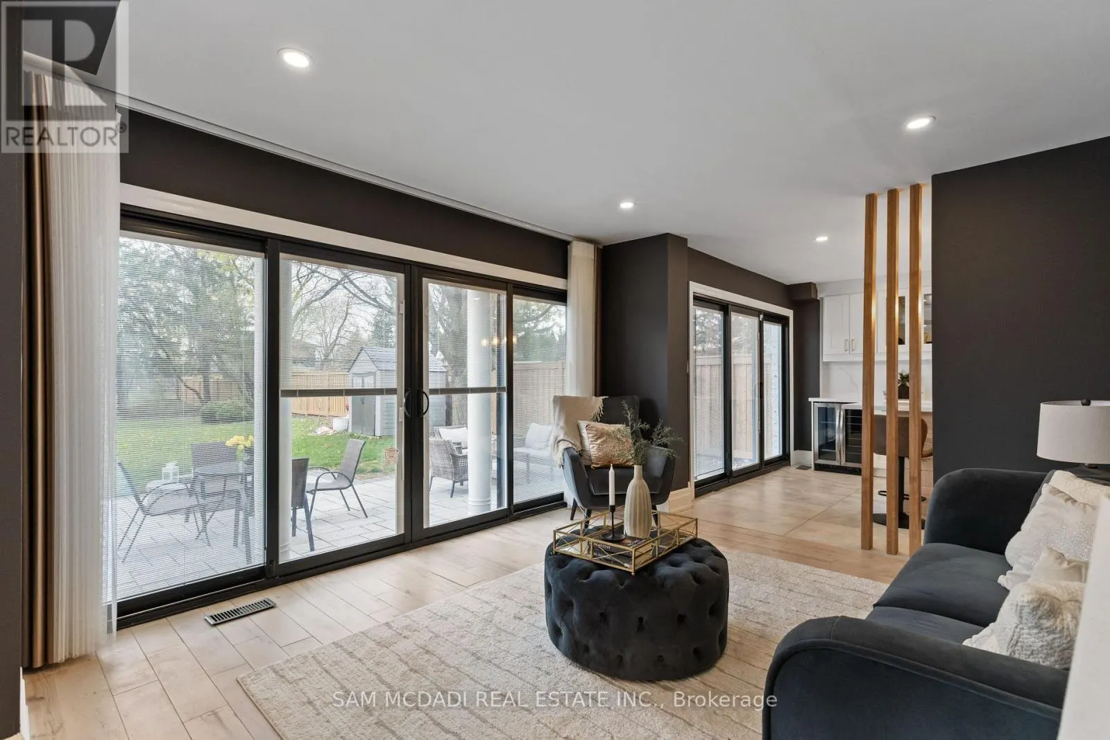 2284 GLASTONBURY ROAD