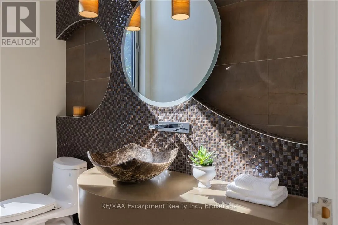 1540 WATERSEDGE ROAD