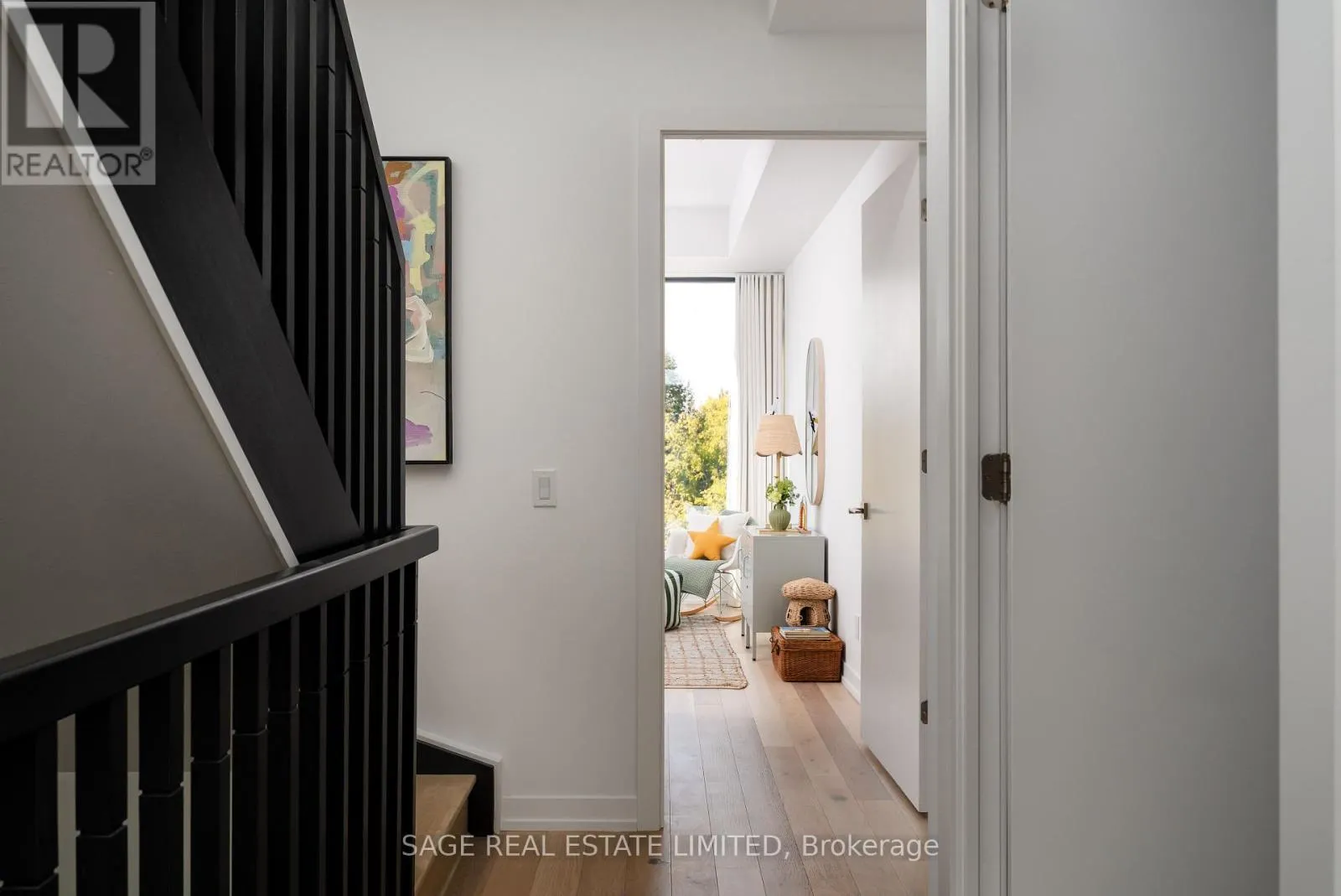 321 - 35 WABASH AVENUE