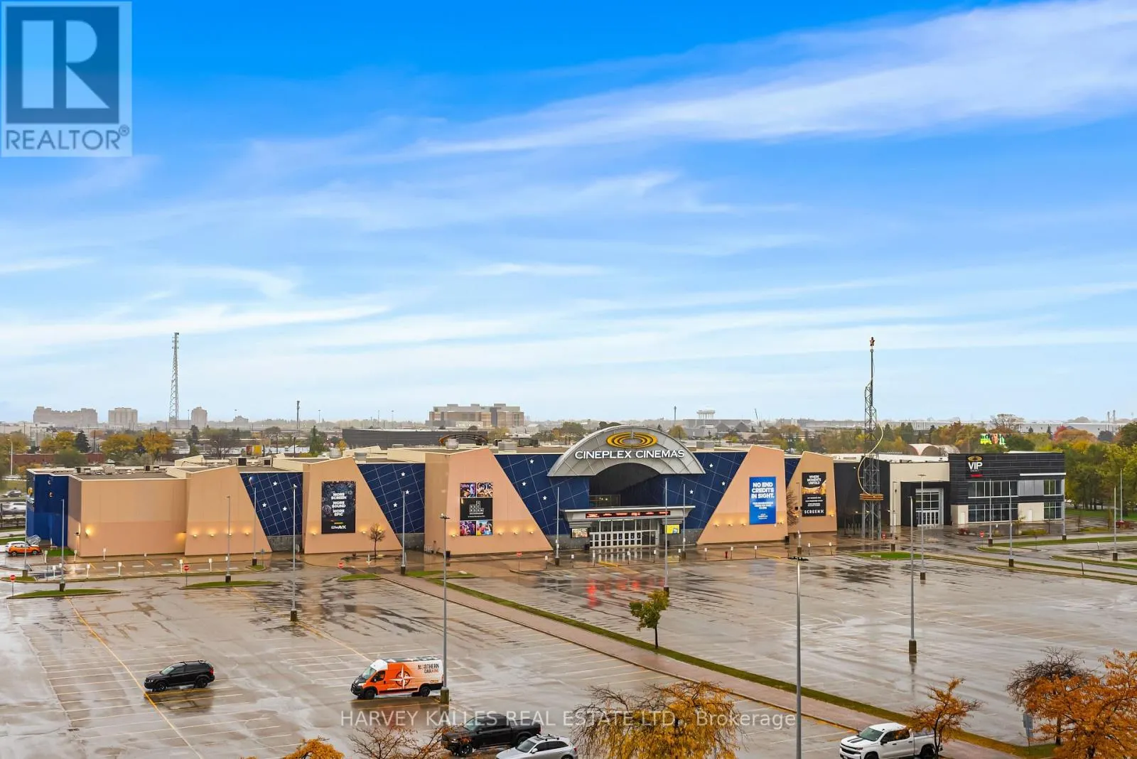 514 - 1007 THE QUEENSWAY