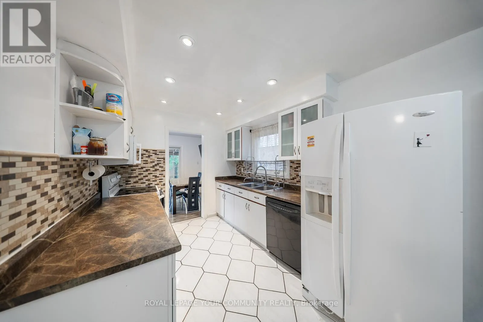 353 RUTHERFORD ROAD N