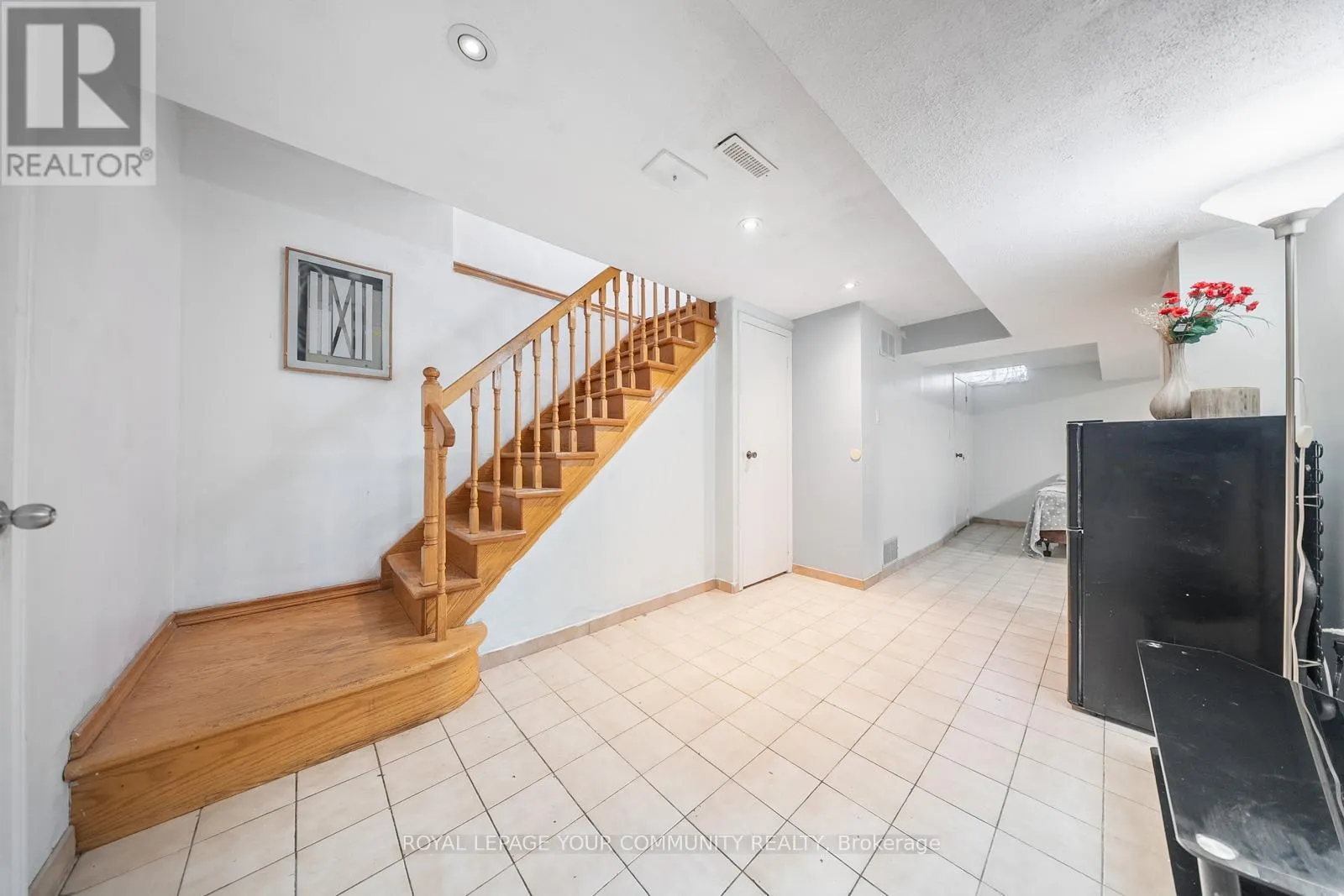 353 RUTHERFORD ROAD N