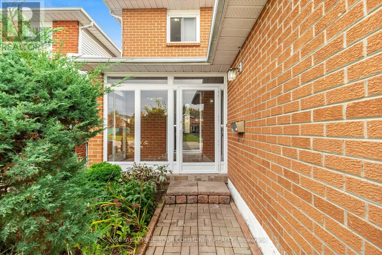 353 RUTHERFORD ROAD N