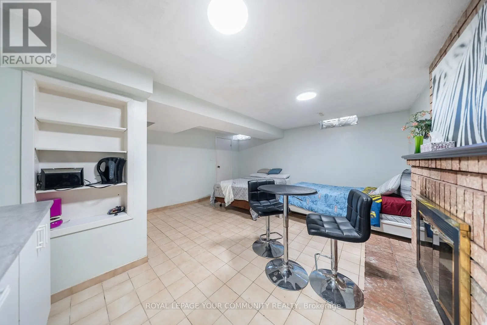 353 RUTHERFORD ROAD N