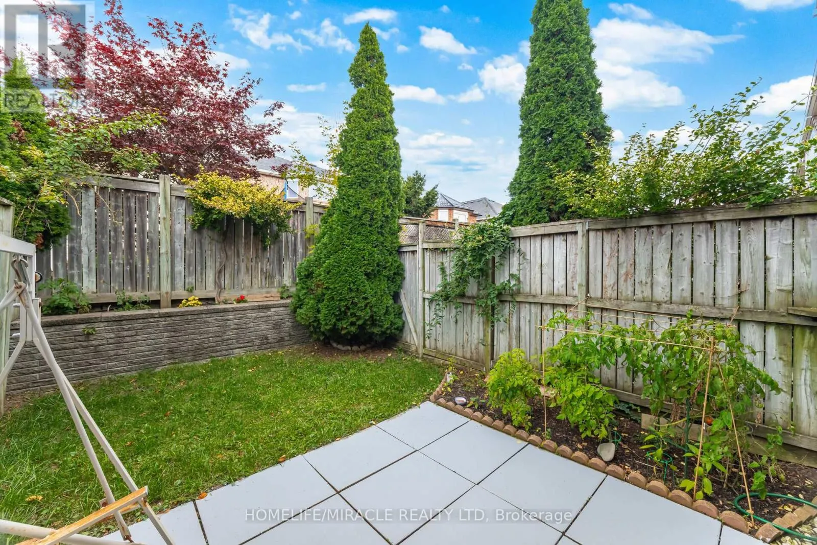 33 - 1285 BRISTOL ROAD W