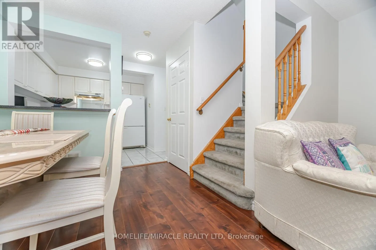 33 - 1285 BRISTOL ROAD W