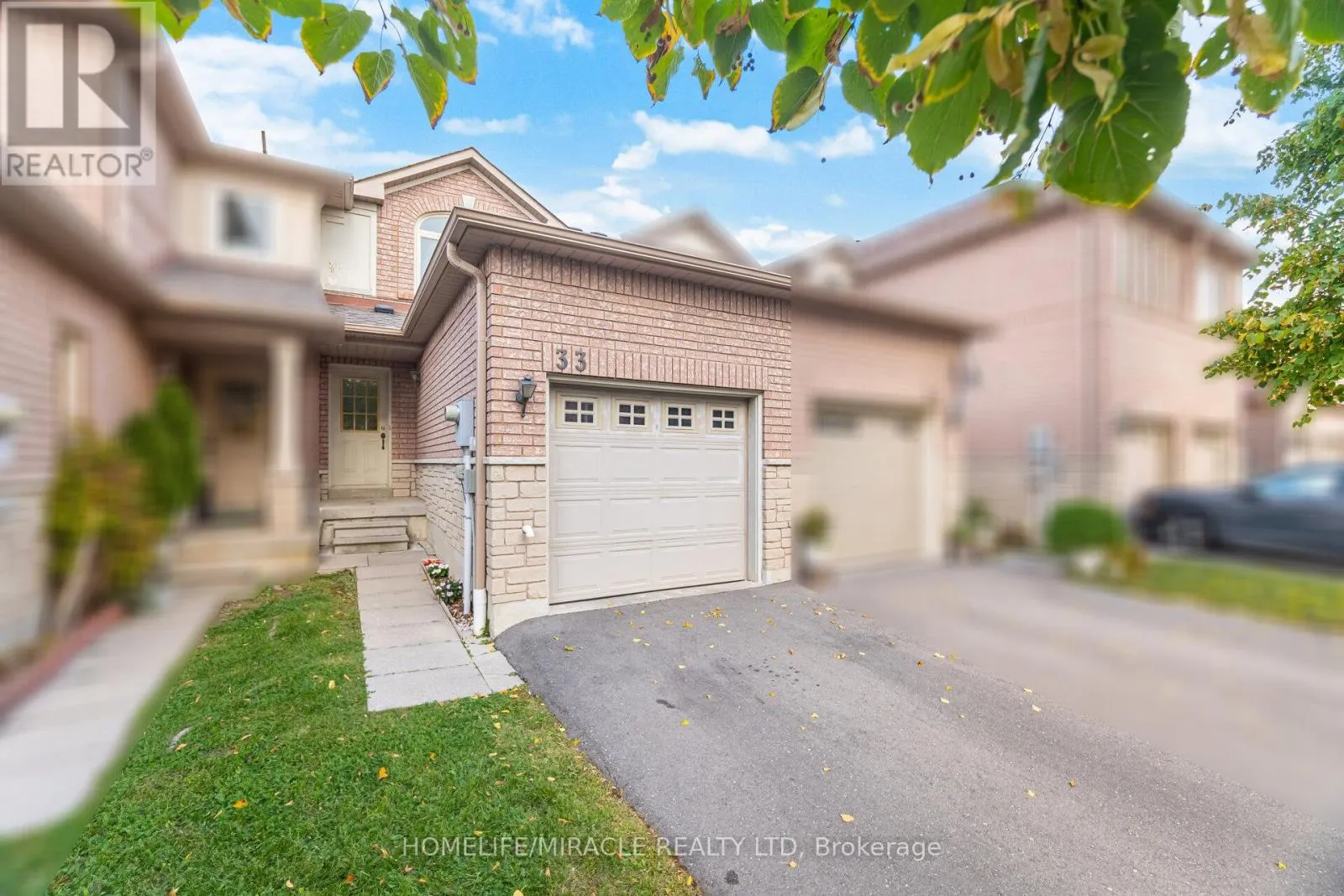 33 - 1285 BRISTOL ROAD W