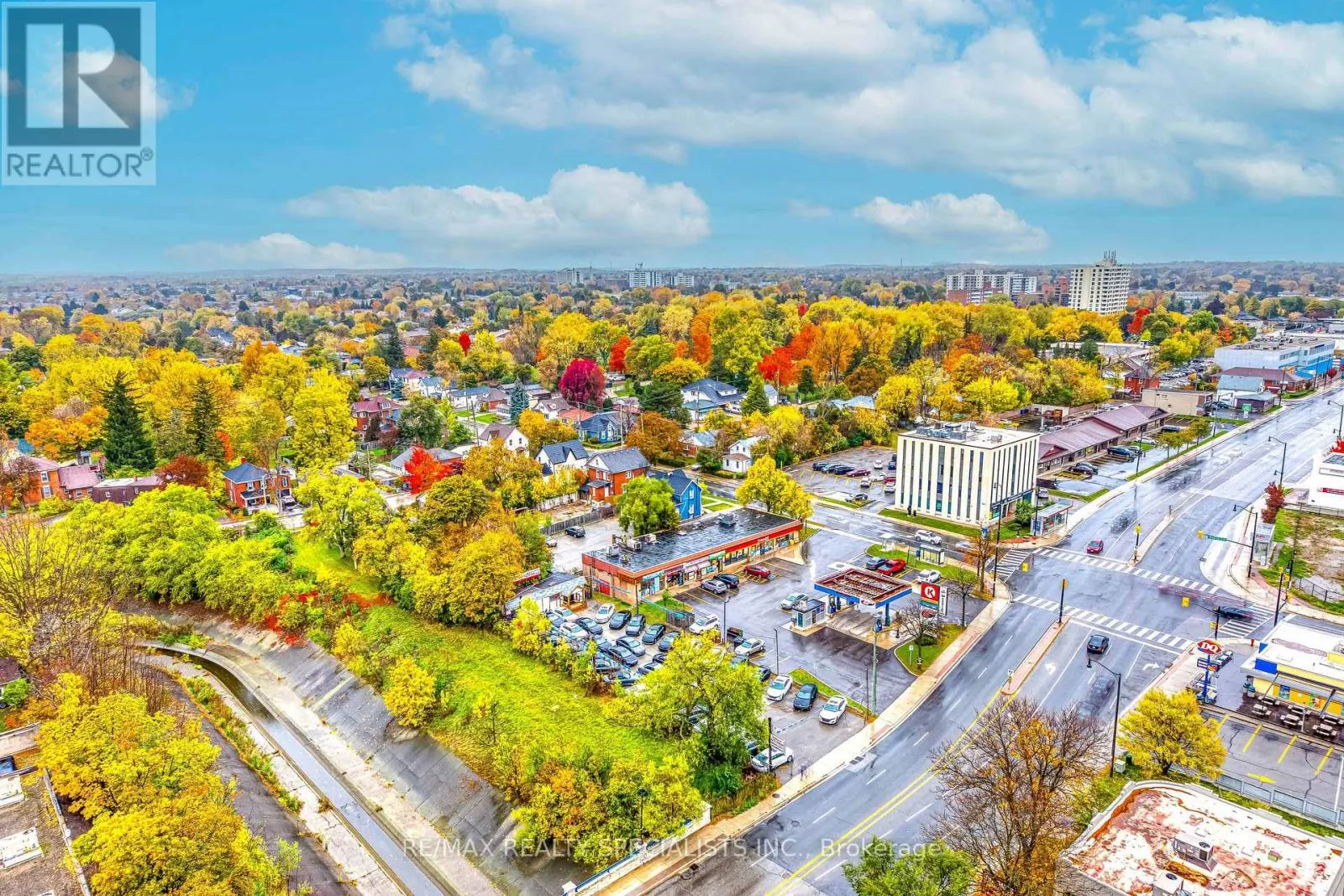 1609 - 100 JOHN STREET