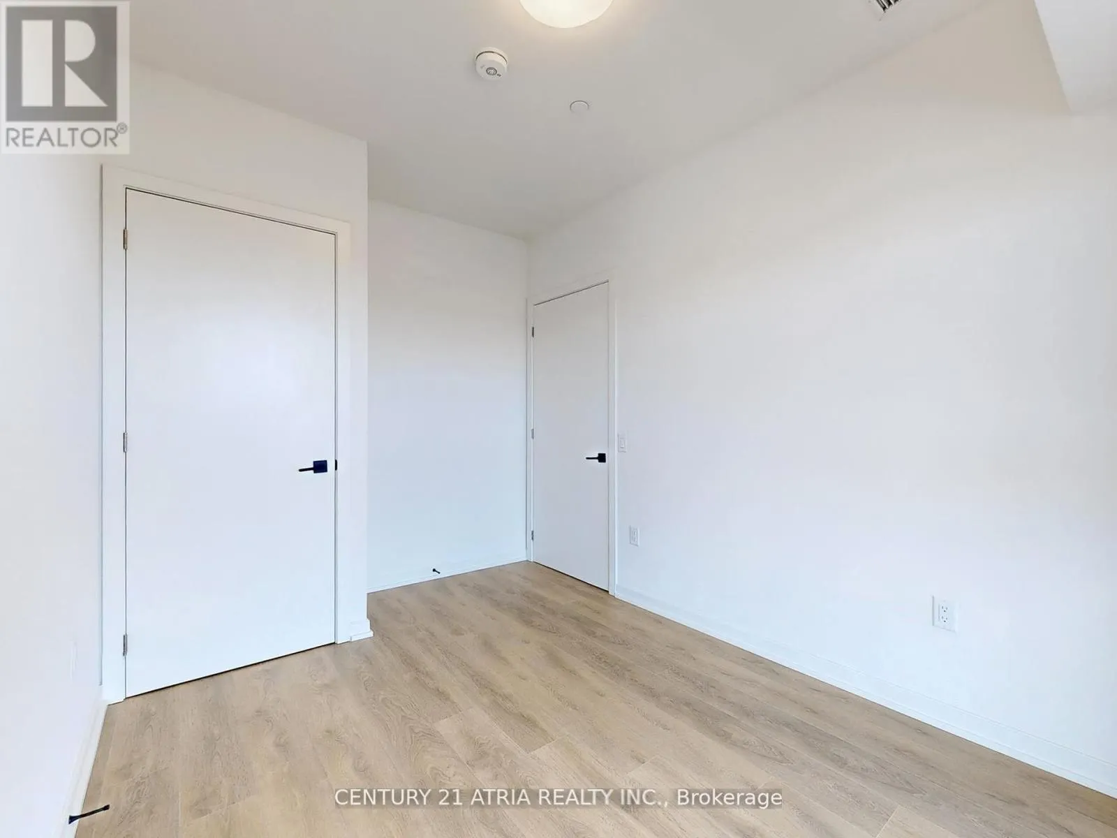 605 - 1285 DUPONT STREET