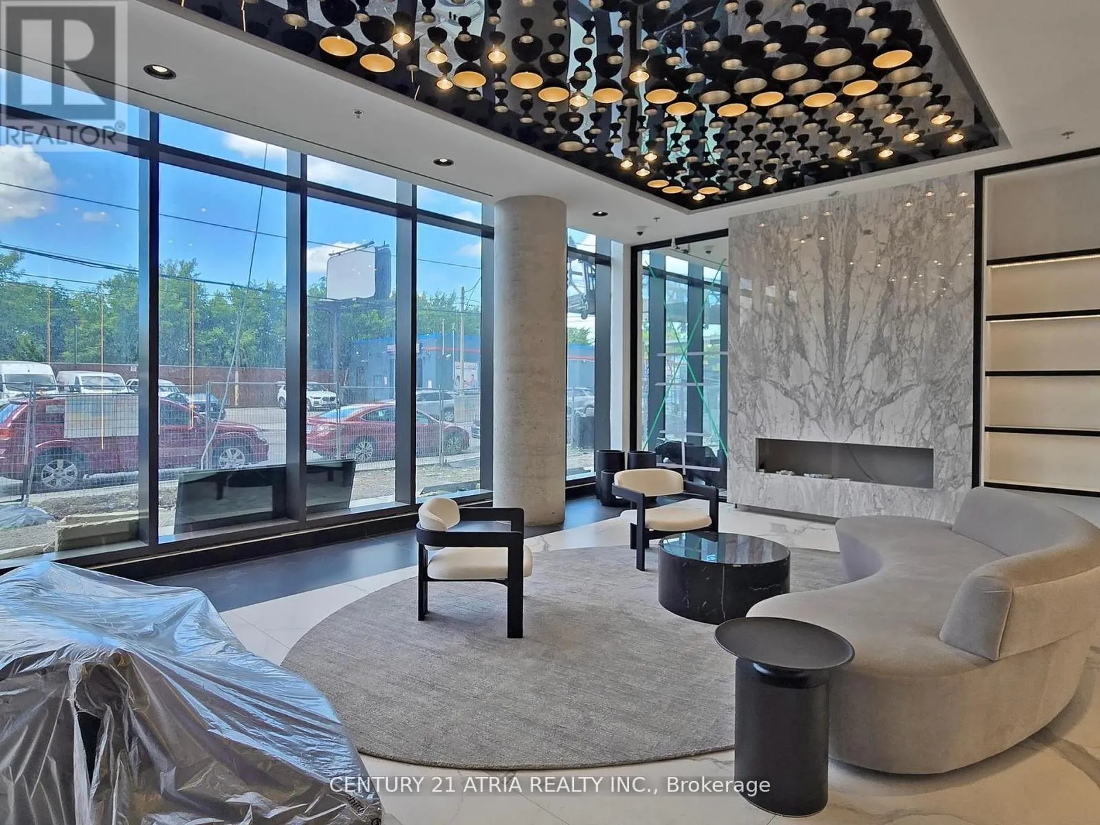 605 - 1285 DUPONT STREET